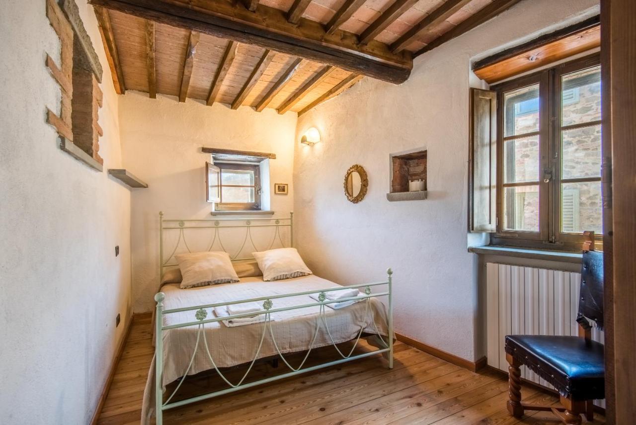 Casale Rosennano - Loggia Apartman Kültér fotó