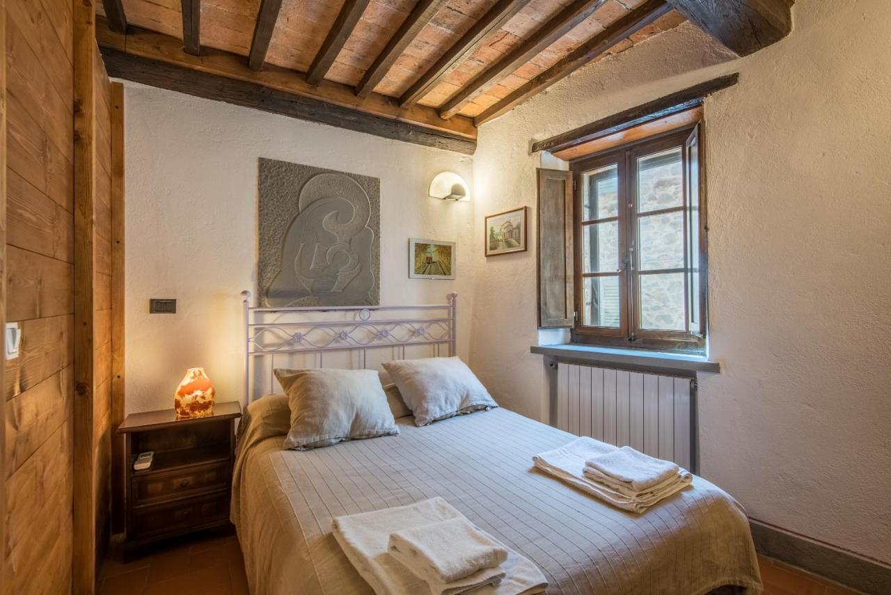Casale Rosennano - Loggia Apartman Kültér fotó