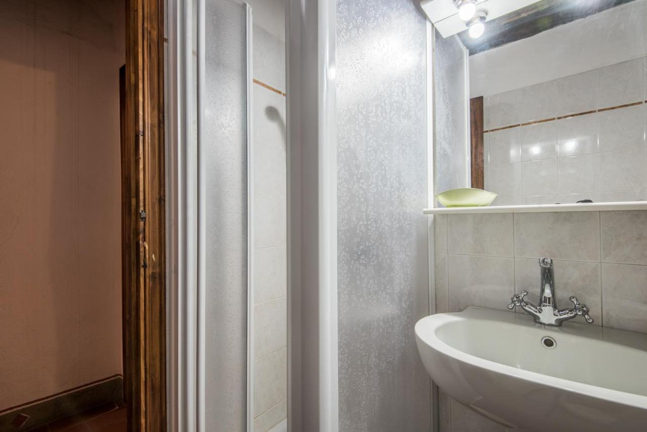 Casale Rosennano - Loggia Apartman Kültér fotó