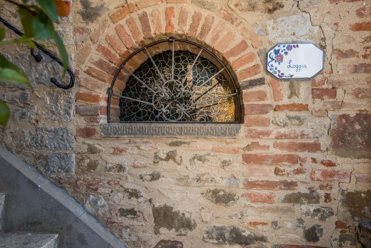 Casale Rosennano - Loggia Apartman Kültér fotó