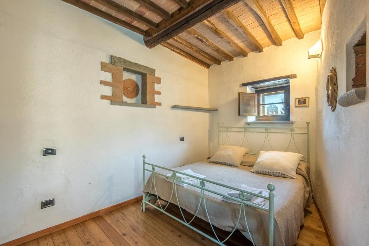 Casale Rosennano - Loggia Apartman Kültér fotó